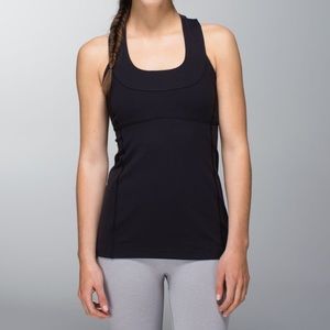 Lululemon Scoop Neck Tank w/ Built in Bra, Black